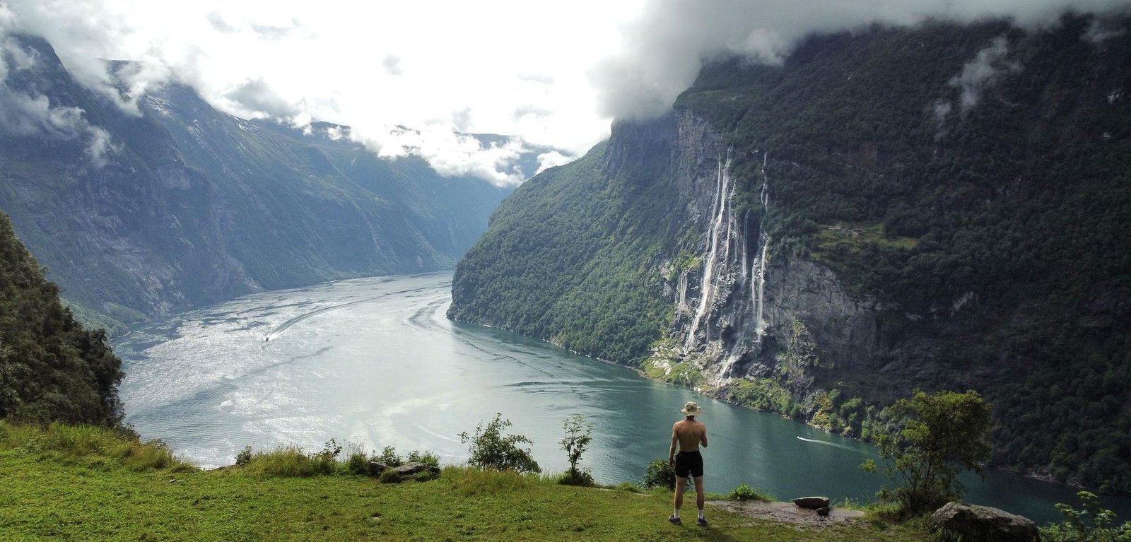 Uitzicht over het Geirangerfjord